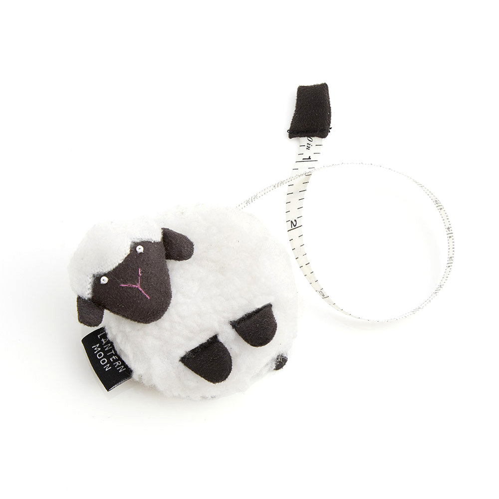 Lantern Moon Crochet Retractable Tape Measure 150cm sheep