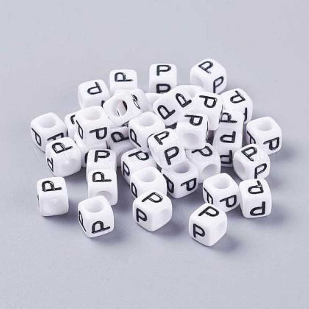 100 White Acrylic Cube Alphabet Letter Beads