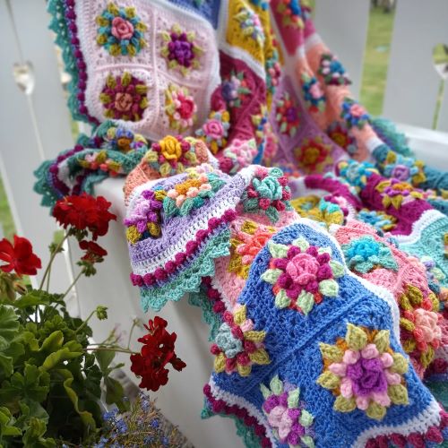 Apple Blossom Dreams Sunnyside Up Afghan Wool Pack