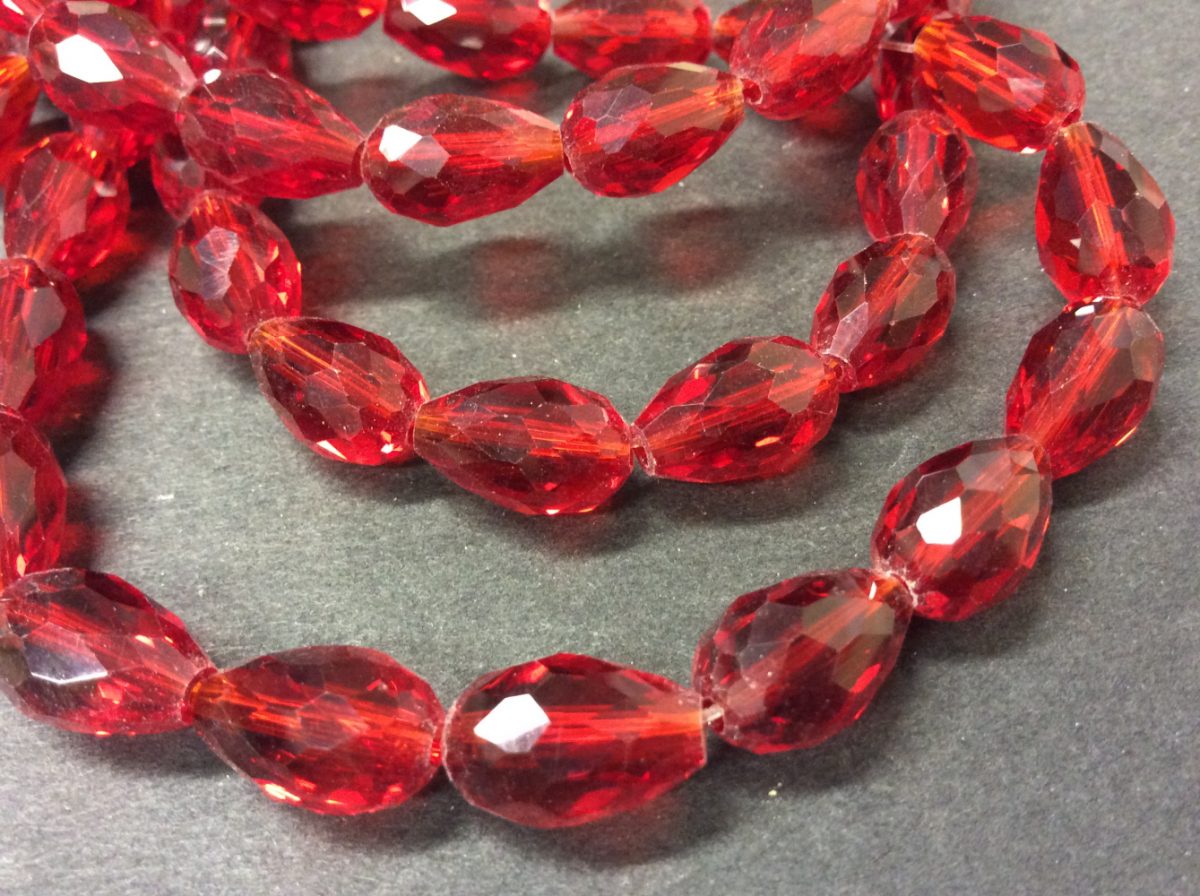 Drop Faceted Glass Beads 15 mm - 1 Strand (approx 50 beads) red
