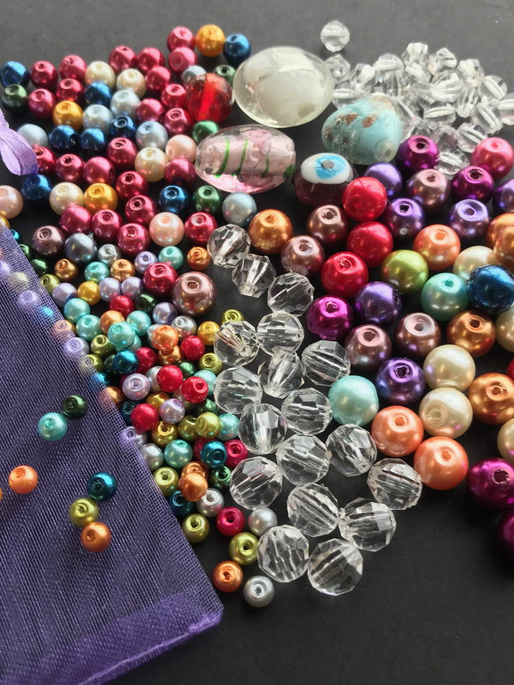 Large Jewellery Making Starter Kit for Beginners Findings Pendants Threads 800 Beads