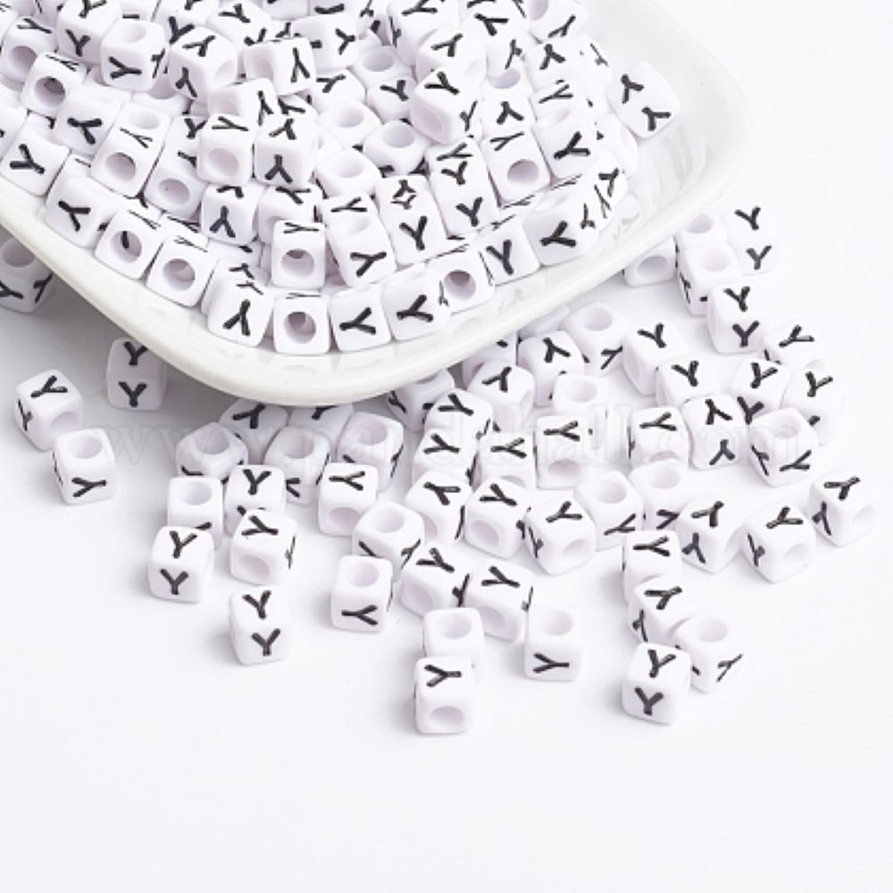 100 White Acrylic Cube Alphabet Letter Beads